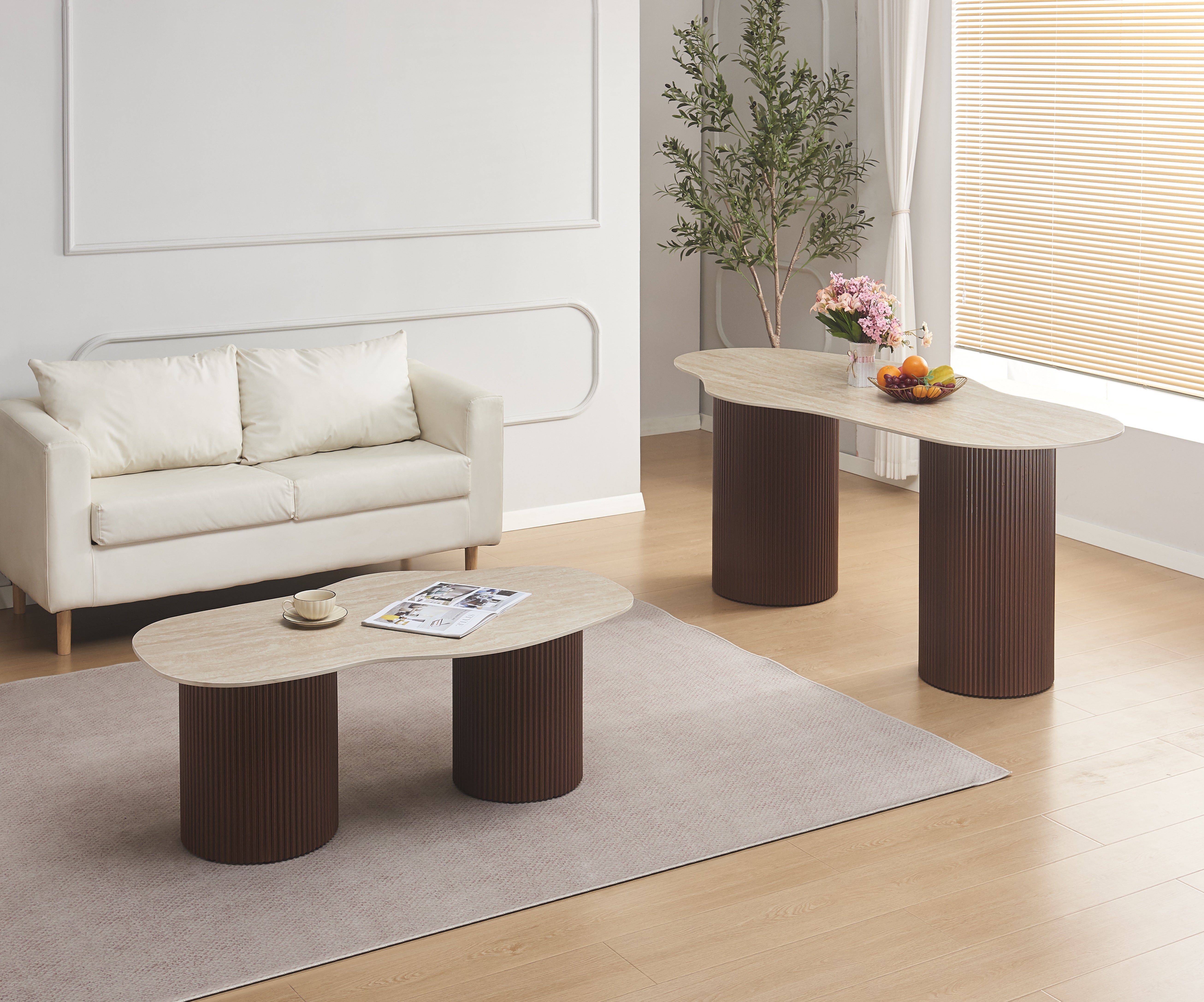 Table à manger NIKI plateau céramique effet travertin pieds noyer