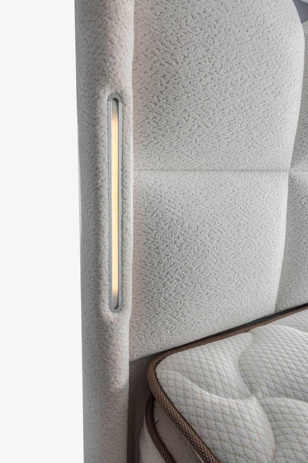 Lit coffre TIFFANY Led