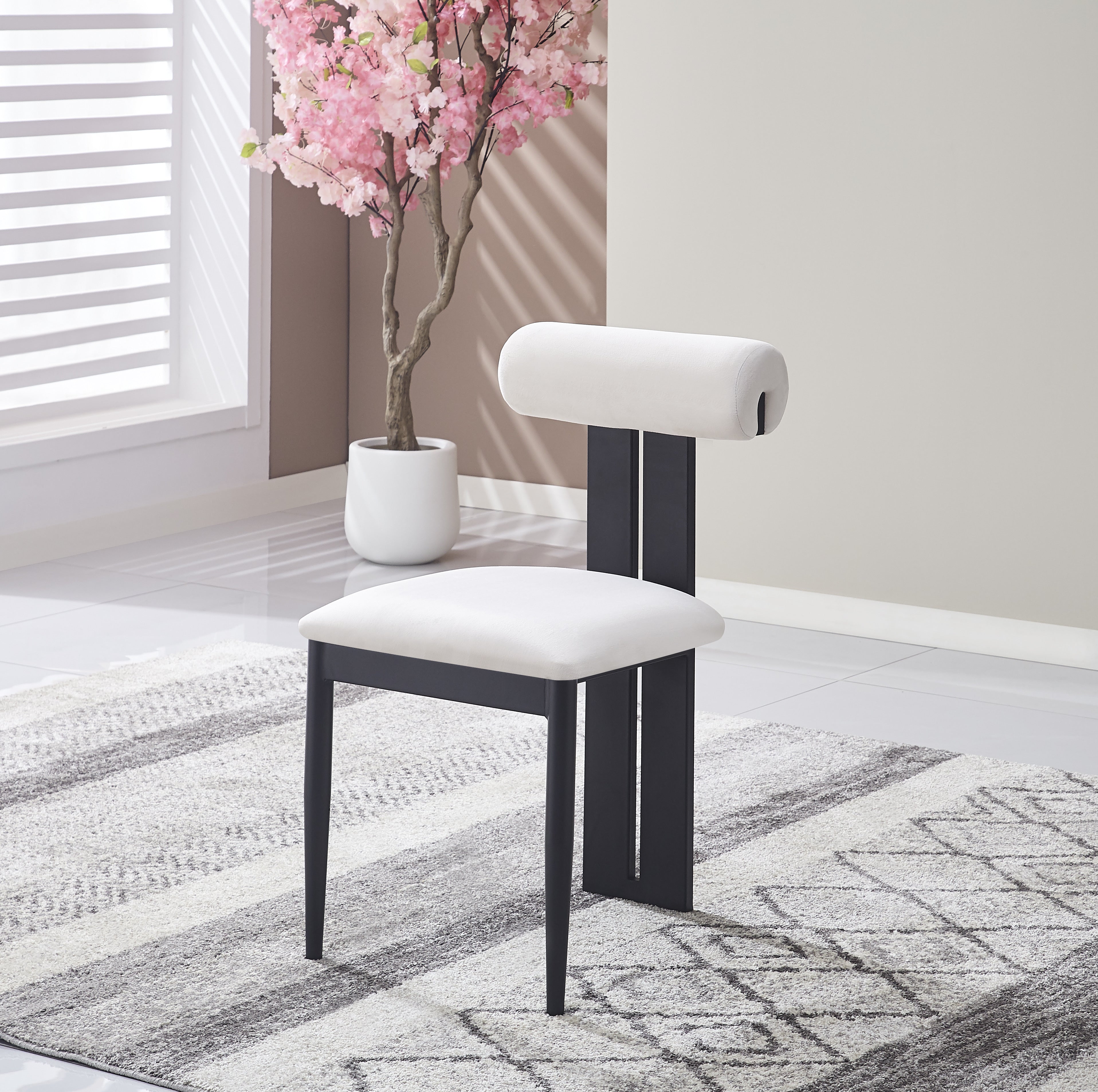 CHAISE TIFFANY PIED NOIR VELOURS BEIGE