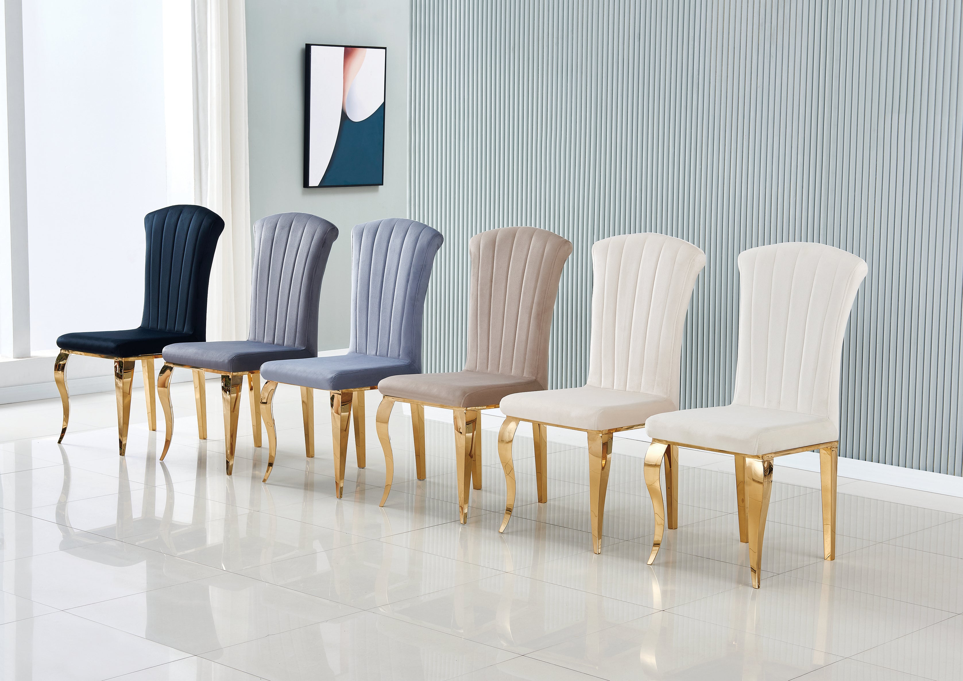 Chaise Louis en velours haut de gamme style moderne élégant